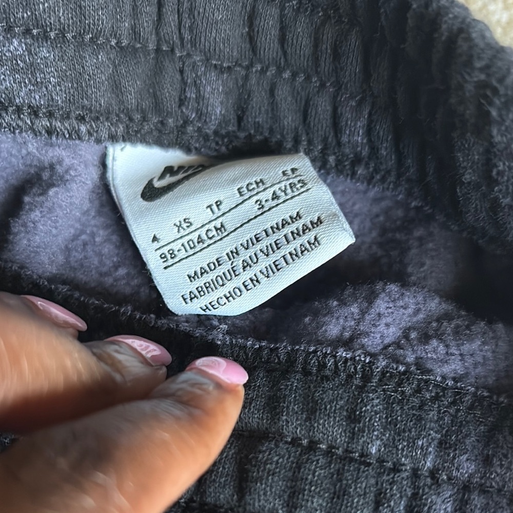 Nike Kids Bundle - Picture 3 of 5